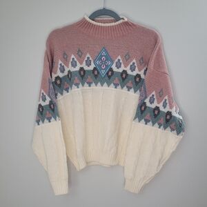 62 East Women's Vinatge Sweater Embroidered Nordic‎ Elmo Made in Korea Size 8